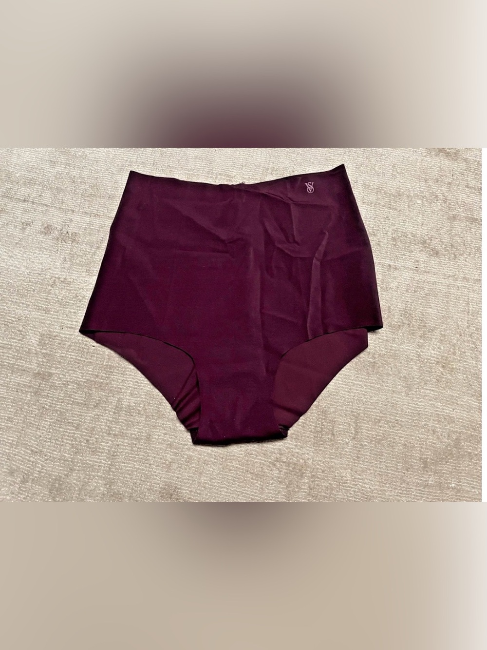 Victoria’s Secret Burgundy BRIEF NO-SHOW SEAMLESS Panty Size XS NWT